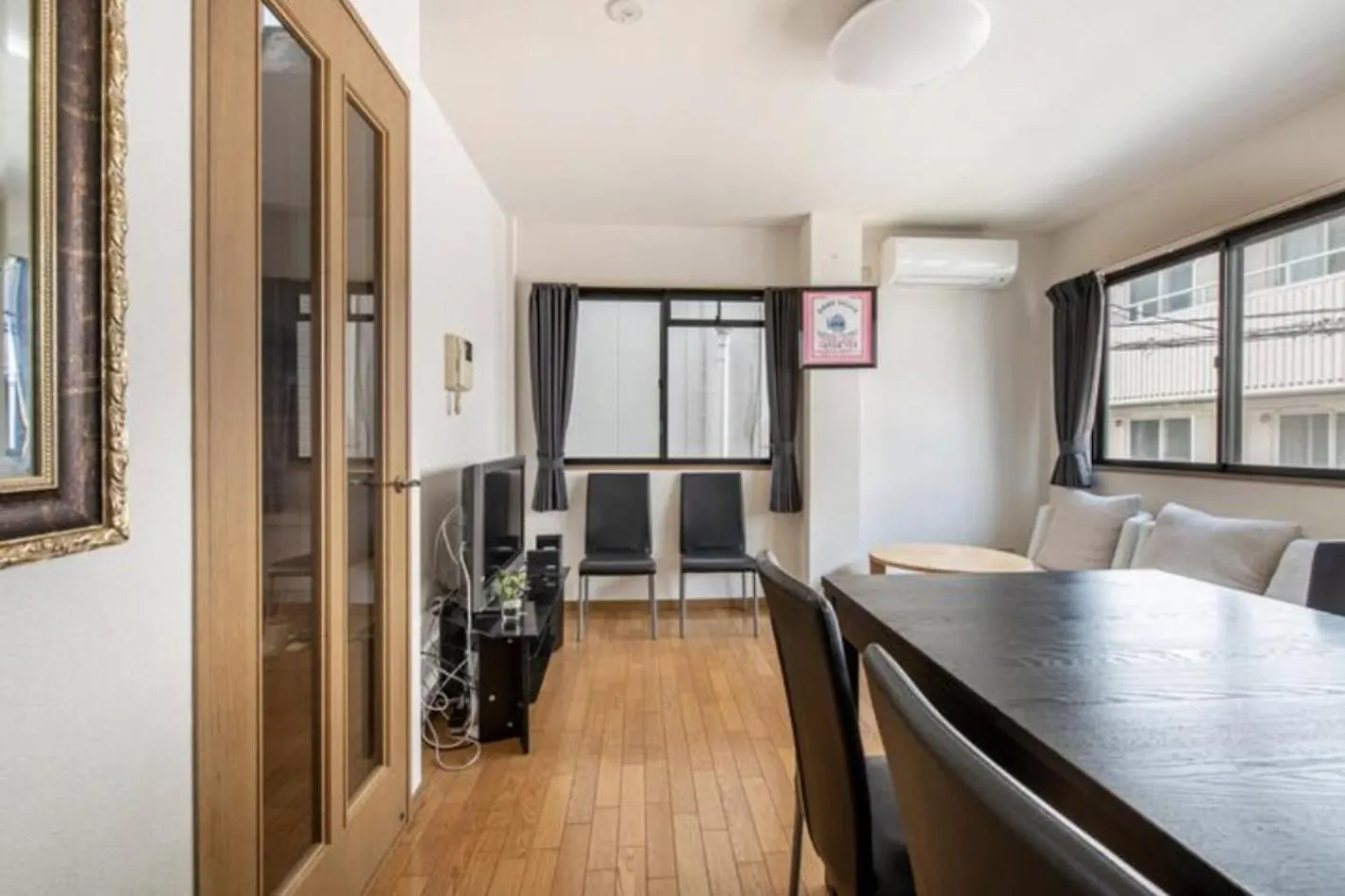 Triloop Higashi-Shinjuku Apartment Tokyo